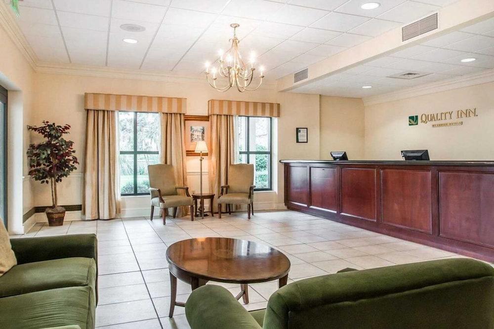 Quality Inn At Town Center Бофорт Экстерьер фото