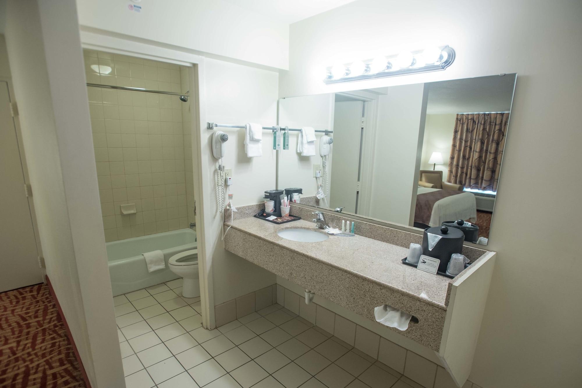 Quality Inn At Town Center Бофорт Экстерьер фото