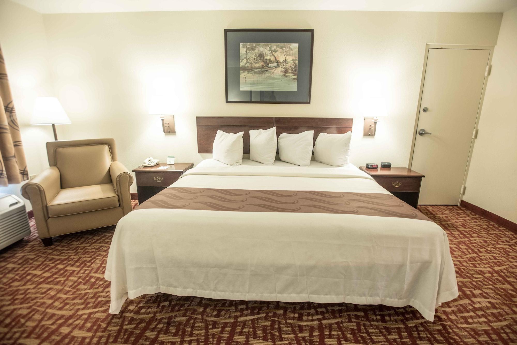 Quality Inn At Town Center Бофорт Экстерьер фото