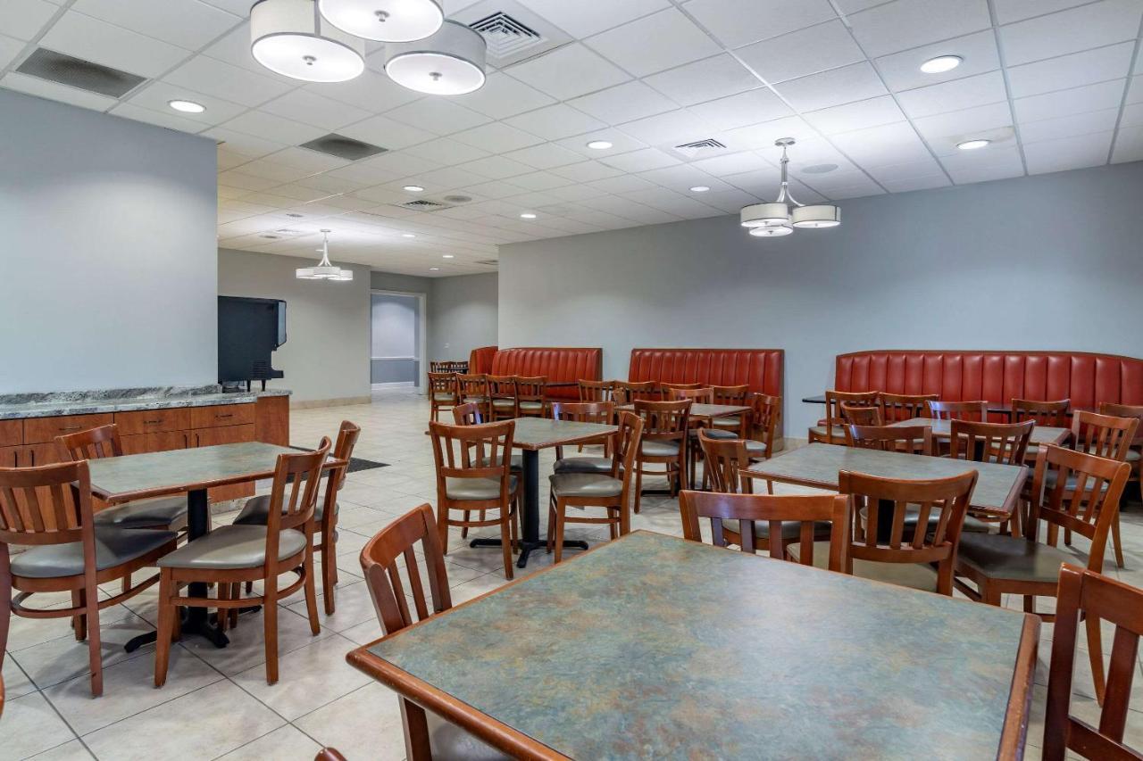 Quality Inn At Town Center Бофорт Экстерьер фото