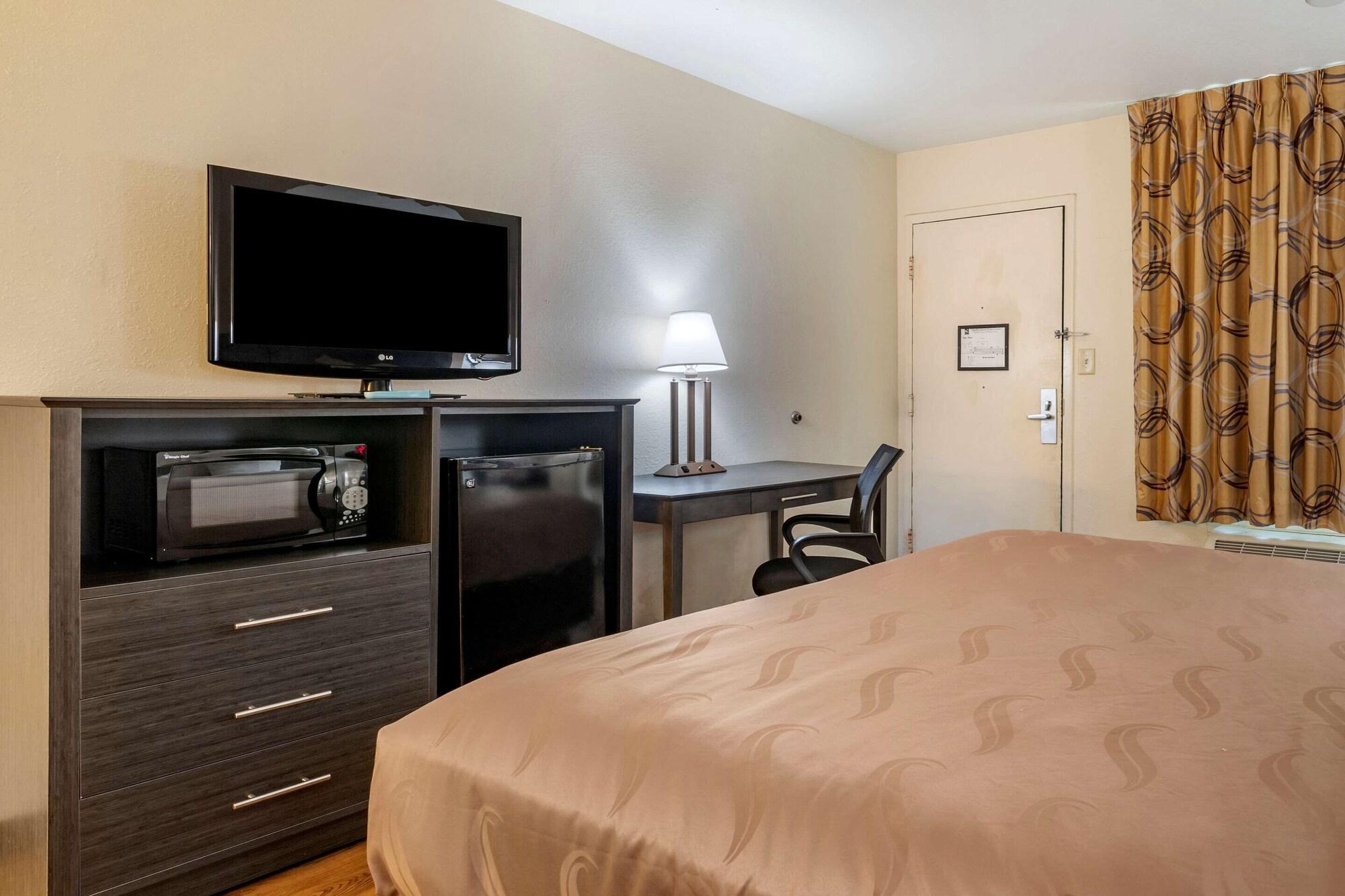 Quality Inn At Town Center Бофорт Экстерьер фото